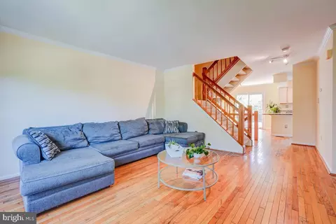 Living - 9377 Breamore Ct, Laurel, MD 20723 photo 4 of 6