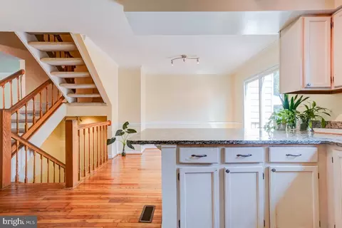 Entry Way - 9377 Breamore Ct, Laurel, MD 20723 photo 5 of 5