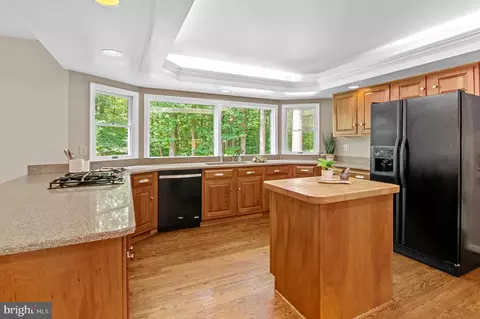 Kitchen - 7656 Sweet Hours Way, Columbia, MD 21046 photo 3 of 10