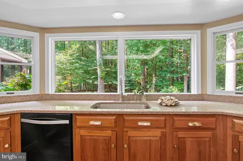 Kitchen - 7656 Sweet Hours Way, Columbia, MD 21046 photo 7 of 10