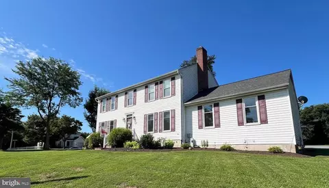 6040 Ducketts Ln, Elkridge, MD 21075