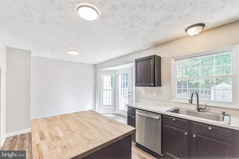 8728 Cresthill Ct, Laurel, MD 20723 photo 19