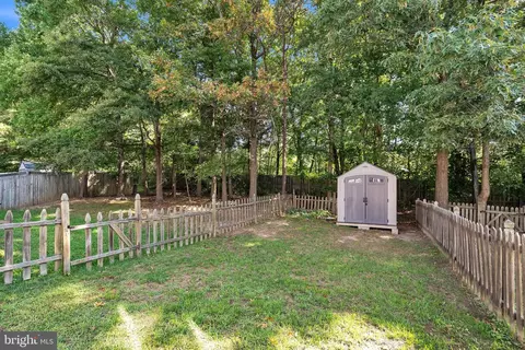 8728 Cresthill Ct, Laurel, MD 20723 photo 29