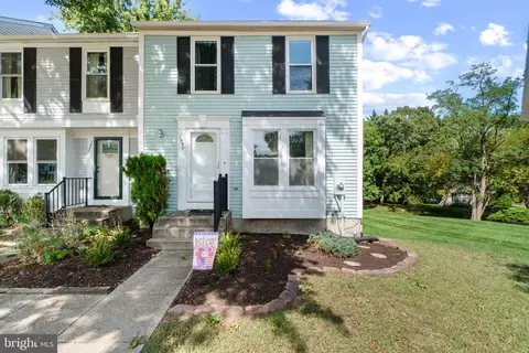 7990 Millstream Ct, Elkridge, MD 21075