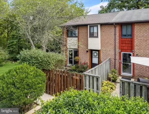 6547 Overheart Ln, Columbia, MD 21045