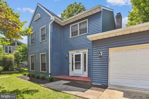 6030 River Meadows Dr, Columbia, MD 21045