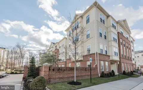 2520 Kensington Gdns #103, Ellicott City, MD 21043