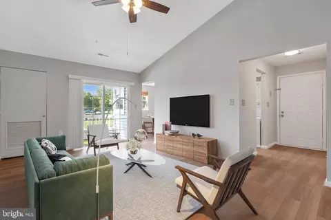 8507 Falls Run Rd #L, Ellicott City, MD 21043