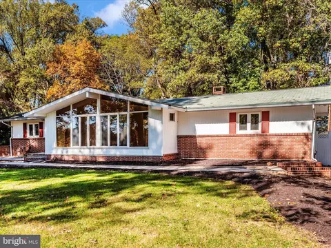 14520 Burntwoods Rd, Glenwood, MD 21738