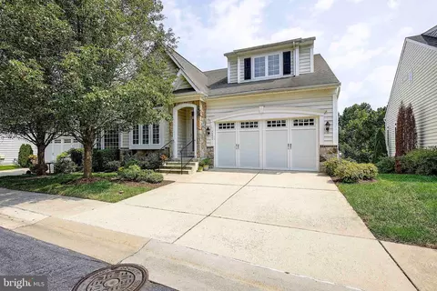 7251 Pebble Creek Dr #5, Elkridge, MD 21075