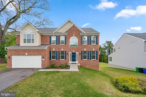 5015 Landing Rd, Elkridge, MD 21075