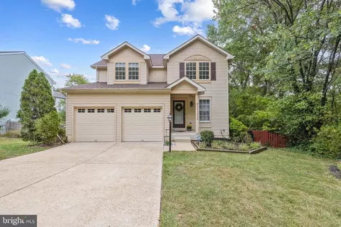 6027 Adcock Ln, Hanover, MD 21076