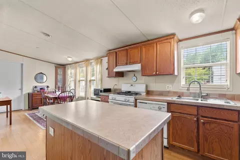 43 Midway Ave, Laurel, MD 20723 photo 5