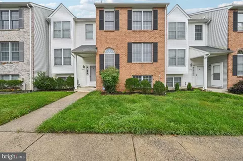 3280 W Springs Dr #8, Ellicott City, MD 21043
