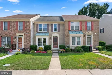 8765 Manahan Dr, Ellicott City, MD 21043