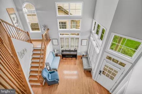Entry Way - 8616 Saddleback Pl, Laurel, MD 20723 photo 5 of 8