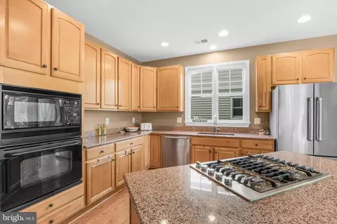 Kitchen - 8616 Saddleback Pl, Laurel, MD 20723 photo 5 of 5