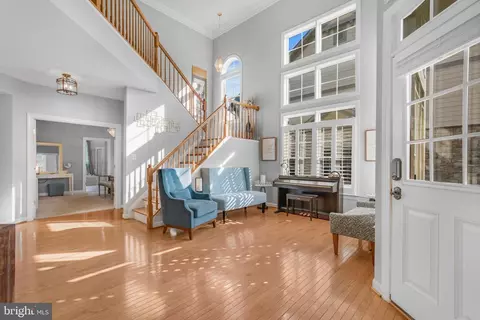 Entry Way - 8616 Saddleback Pl, Laurel, MD 20723 photo 4 of 8