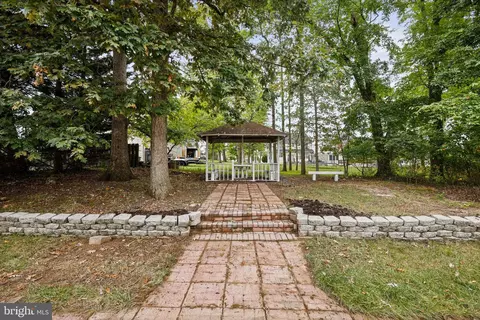 Exterior - 9603 Park Ave, Laurel, MD 20723 photo 4 of 6