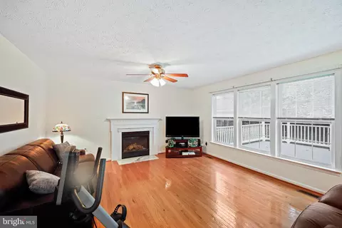 Living - 9603 Park Ave, Laurel, MD 20723 photo 1 of 2