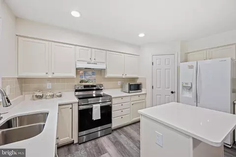 Kitchen - 9603 Park Ave, Laurel, MD 20723 photo 2 of 4