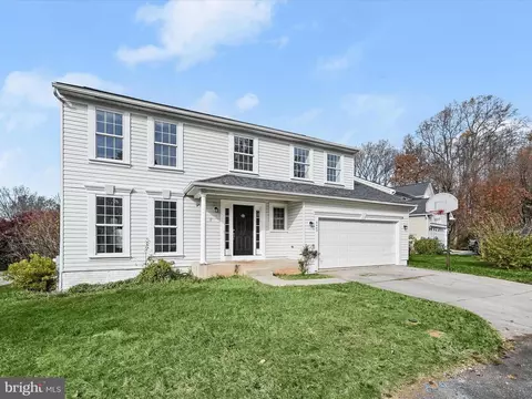 9440 Ridgeview Dr W, Columbia, MD 21046