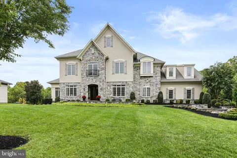 5111 Holly Creek Ln, Clarksville, MD 21029