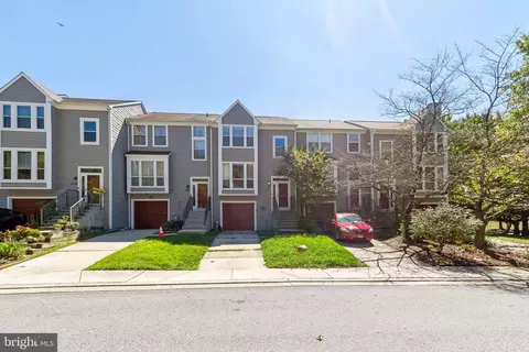 7704 Heatherside Ln, Ellicott City, MD 21043