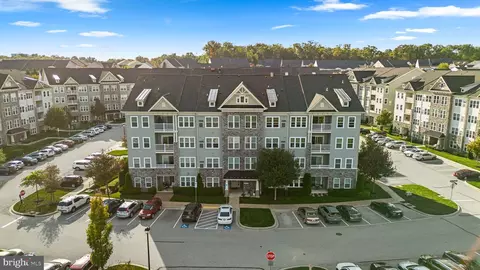 2121 John Stuart Rd #R, Marriottsville, MD 21104