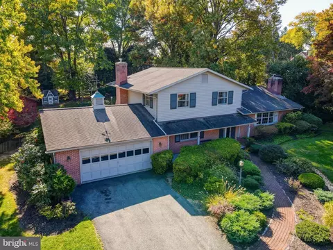 9205 Dunloggin Rd, Ellicott City, MD 21042
