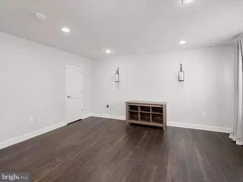 Living - 7114 Druce Way, Hanover, MD 21076 photo 3 of 5