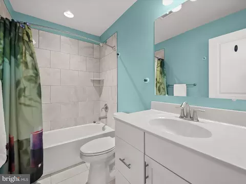 Bath - 7114 Druce Way, Hanover, MD 21076 photo 3 of 4