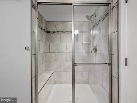 Bath - 7114 Druce Way, Hanover, MD 21076 photo 2 of 4