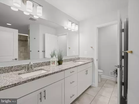Bath - 7114 Druce Way, Hanover, MD 21076 photo 1 of 4