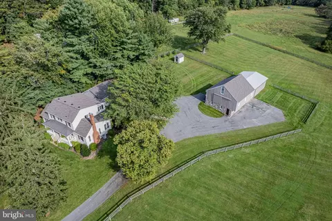879 Long Corner Rd, Mount Airy, MD 21771