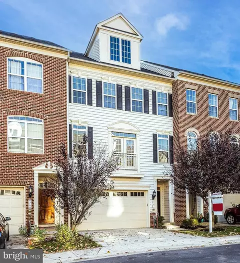 9764 Northern Lakes Ln, Laurel, MD 20723