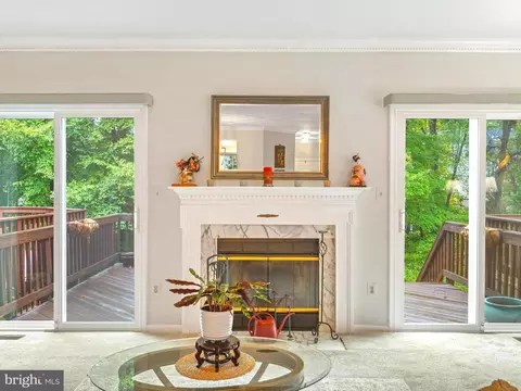 9661 Horsham Dr, Laurel, MD 20723