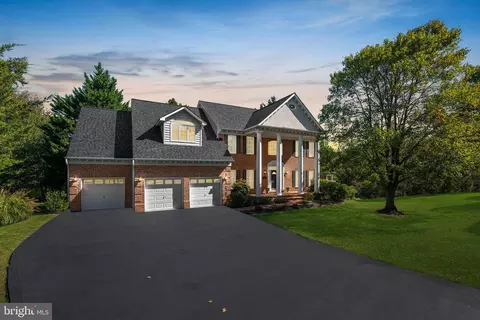 2911 Beaver Lake Ct, Ellicott City, MD 21042