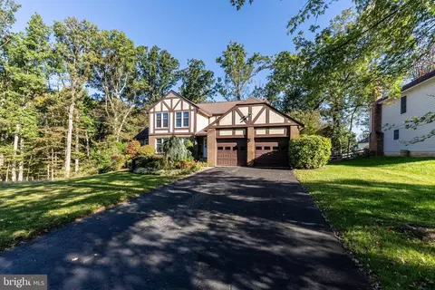 10410 Leslie Dr, Laurel, MD 20723