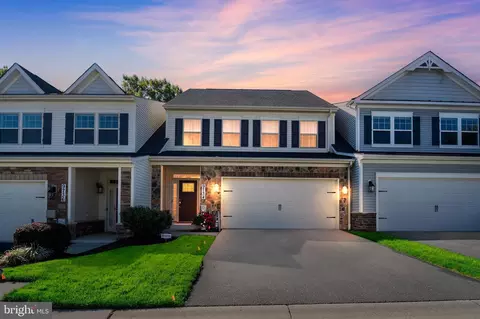 9734 Knowledge Dr, Laurel, MD 20723