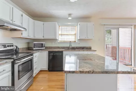 Kitchen - 9326 Steeple Ct, Laurel, MD 20723 photo 3 of 7