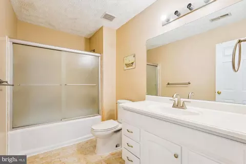 8239 Spring Branch Ct, Laurel, MD 20723 photo 33