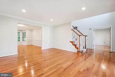 8239 Spring Branch Ct, Laurel, MD 20723 photo 8
