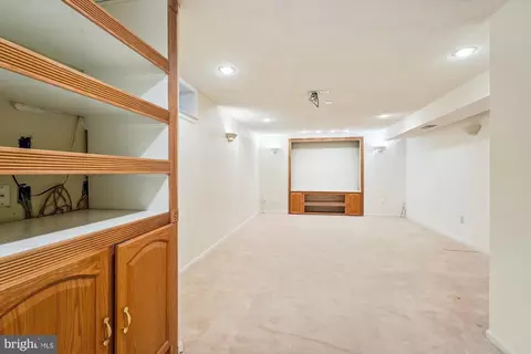 8239 Spring Branch Ct, Laurel, MD 20723 photo 37