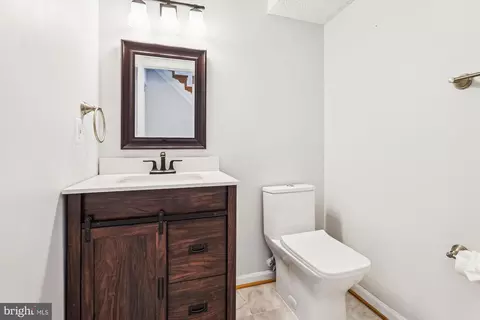 8239 Spring Branch Ct, Laurel, MD 20723 photo 19