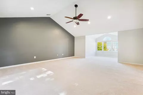 8239 Spring Branch Ct, Laurel, MD 20723 photo 21