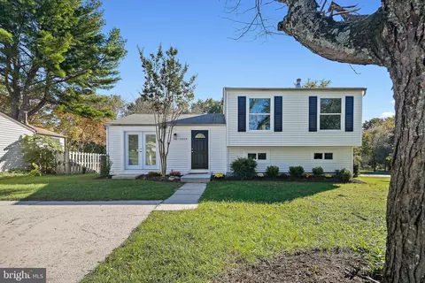 6668 Dovecote Dr, Columbia, MD 21044