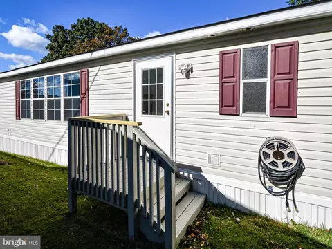 68 Midway Ave, Laurel, MD 20723 photo 6