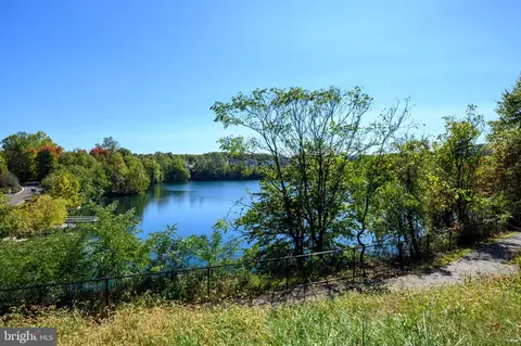 View/Area - 8859 Deep Water Ln, Laurel, MD 20723 photo 8 of 16