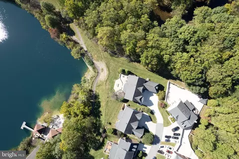 View/Area - 8859 Deep Water Ln, Laurel, MD 20723 photo 4 of 16